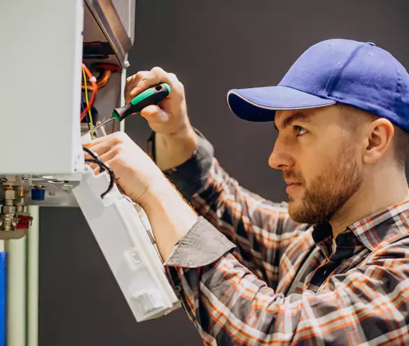 Expert Plumber for Tankless Water Heater Maintenance in Gloucester, MA: Schedule Professional Maintenance Services with Us